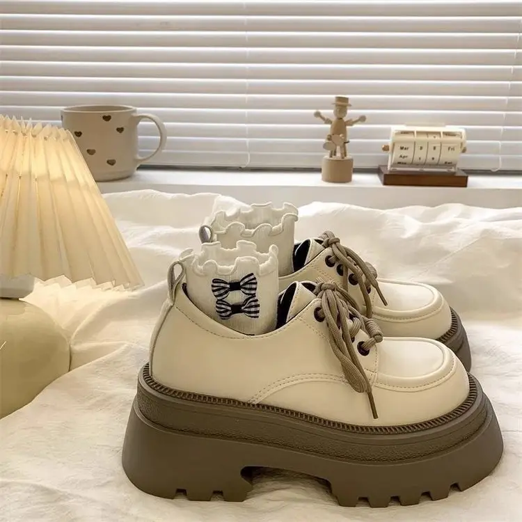 Women's Black Leather Lace-up Shoes with Skirt 2024 — feature 8