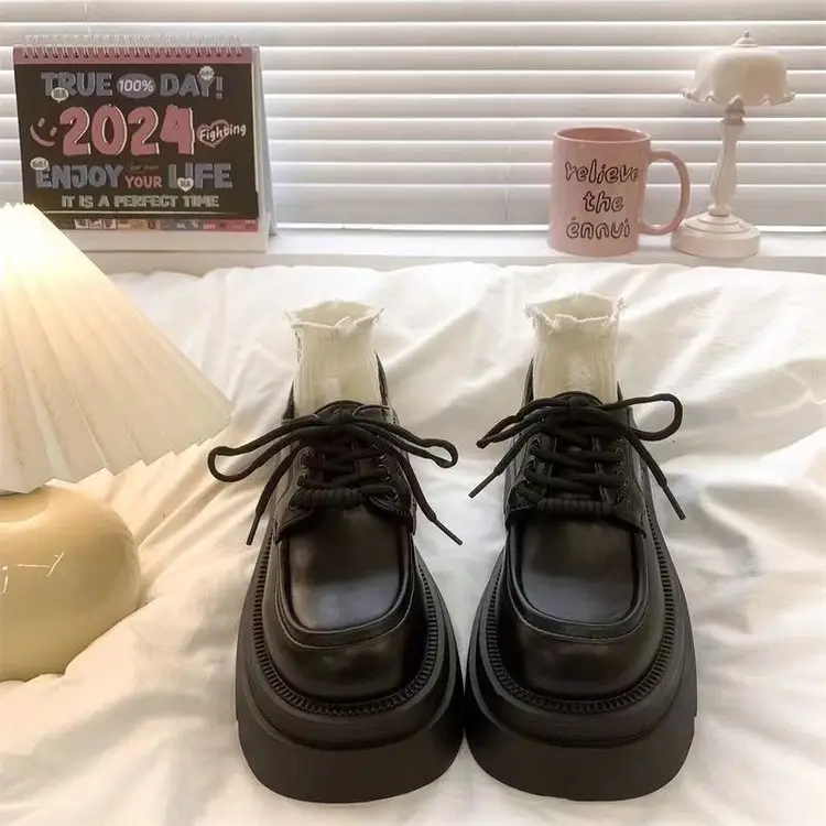 Women's Black Leather Lace-up Shoes with Skirt 2024 — feature 9