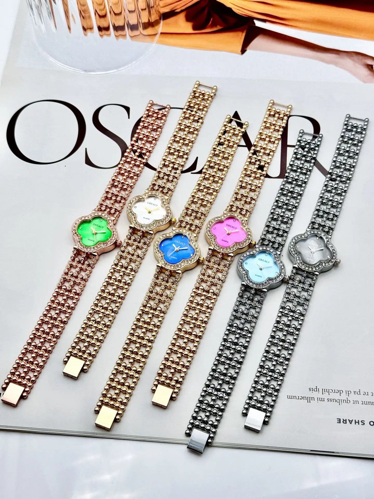 Grealty Women's Diamond Watch Gold Crystal Band — feature 4