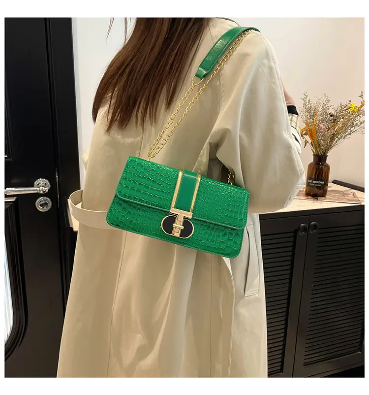Red Croc Leather Shoulder Bag for Women 2024 — feature 18