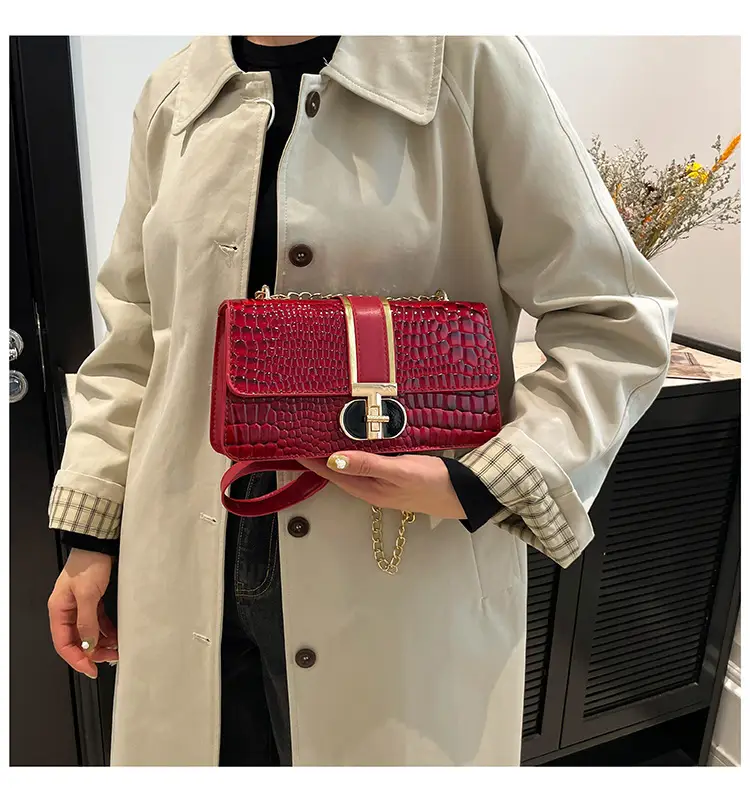 Red Croc Leather Shoulder Bag for Women 2024 — feature 22