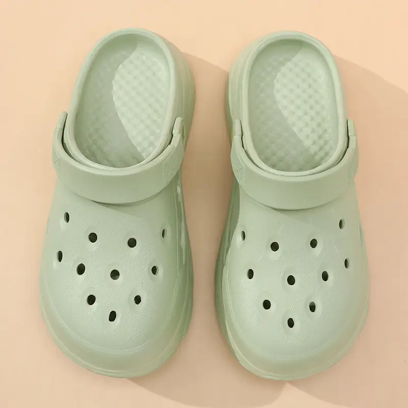 Thick-soled hole shoes women's high-rise breathable non-slip covered head sop summer wear new deodorant non-abrasive lightweight slippers - Image 9