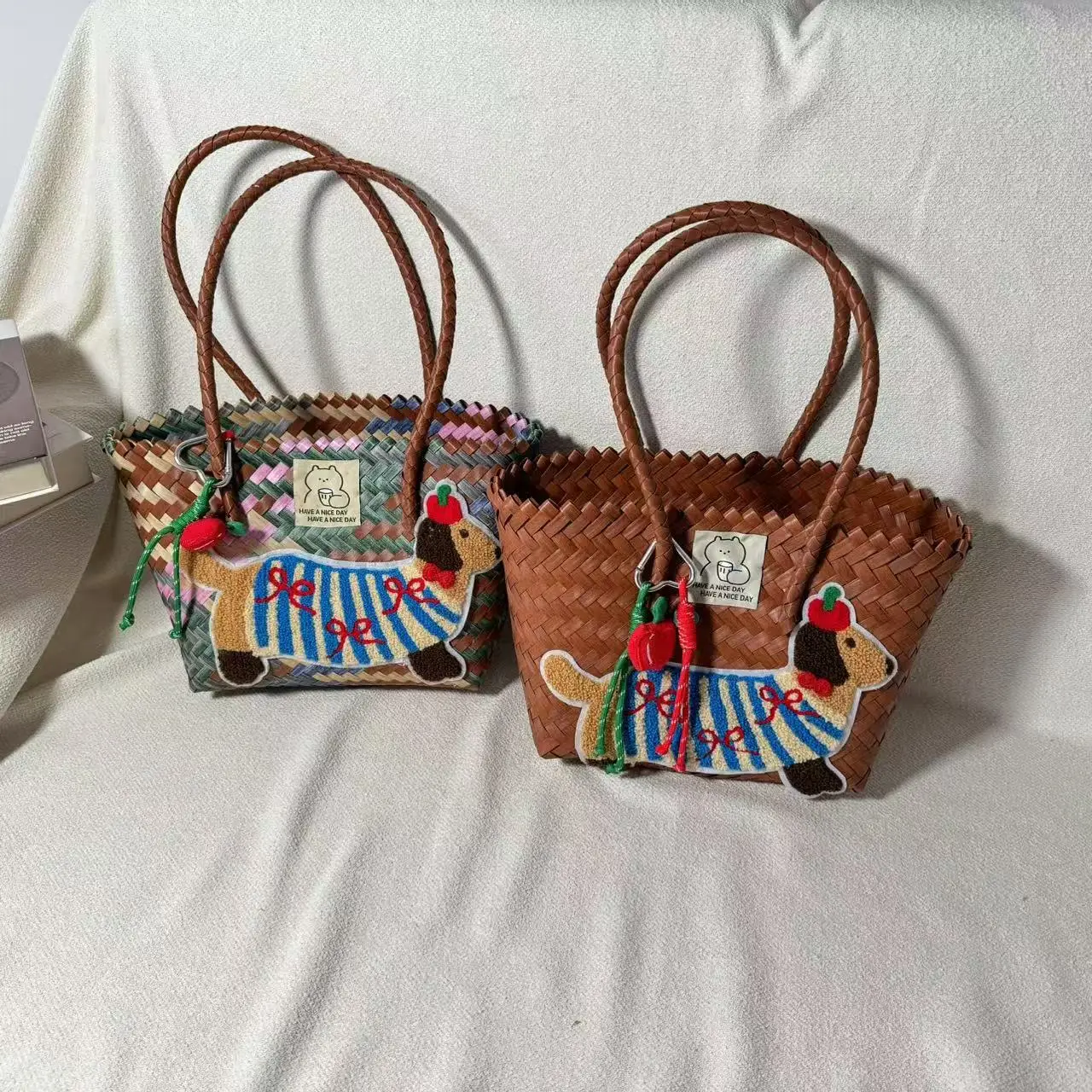 Dachshund Embroidered Nylon Rope Handmade Bag — feature 3