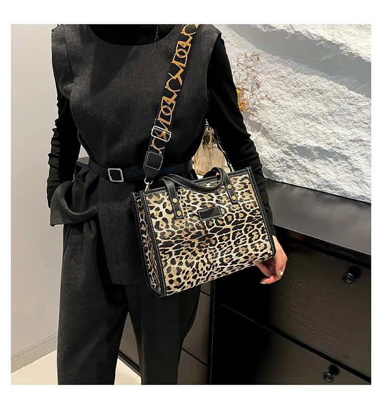 Leopard Print Women's High-end Tote Bag — feature 20