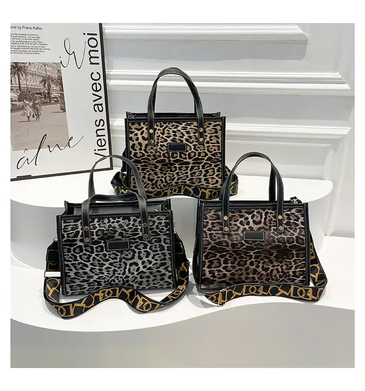 Leopard Print Women's High-end Tote Bag — feature 29