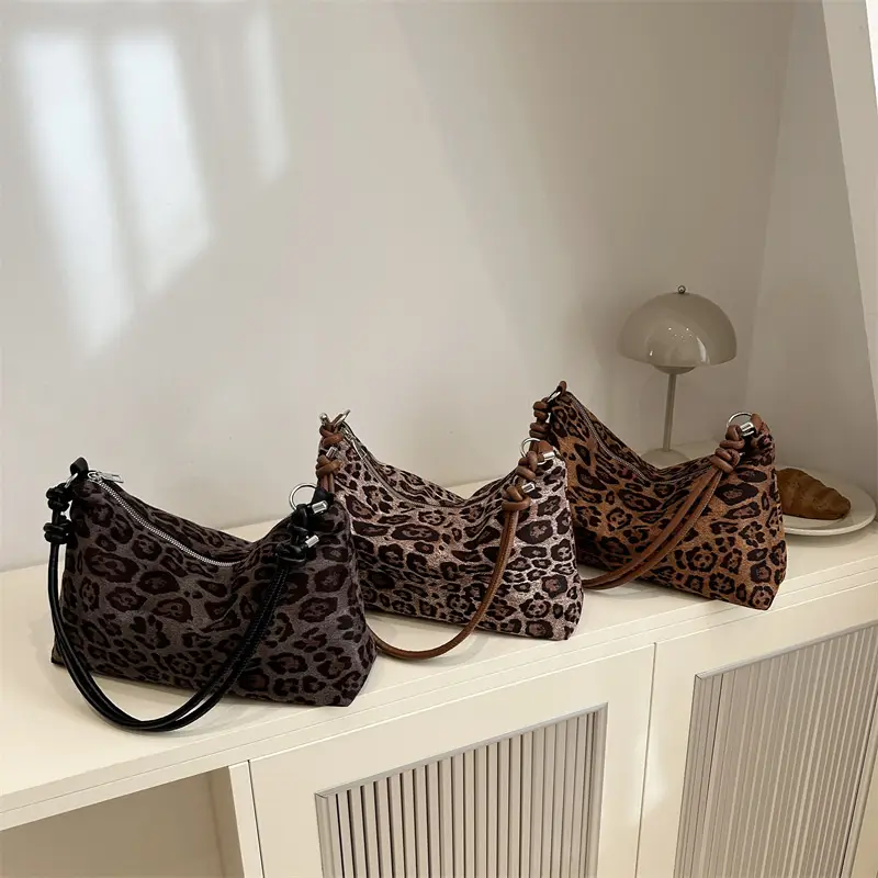 Leopard Print Women's Large Capacity Shoulder Bag - Image 7