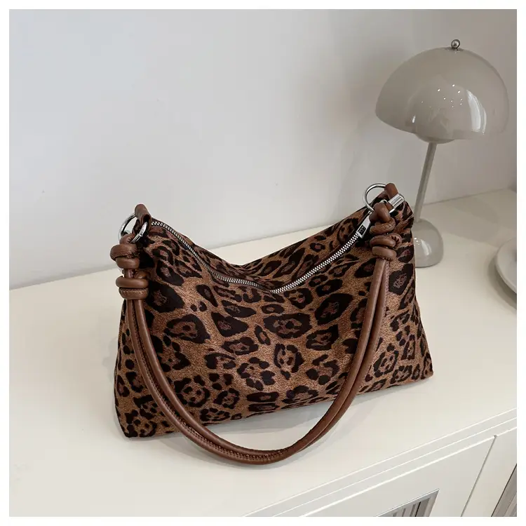 Leopard Print Women's Large Capacity Shoulder Bag — feature 11