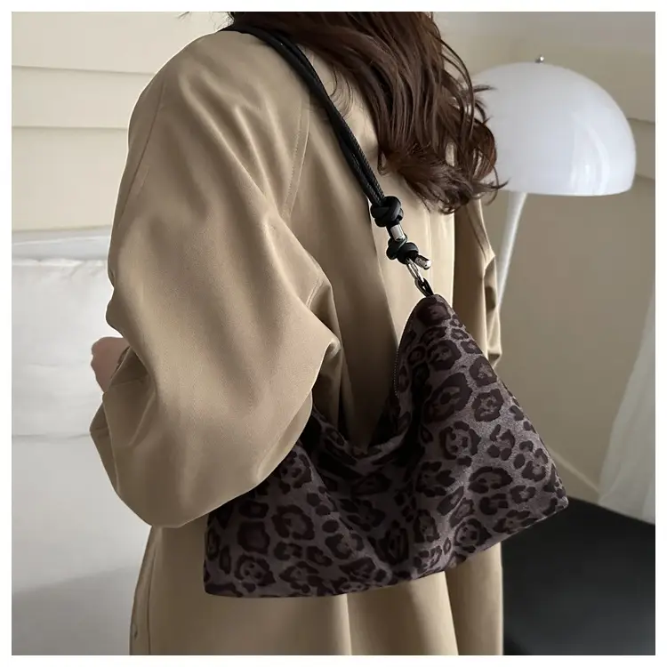 Leopard Print Women's Large Capacity Shoulder Bag — feature 19