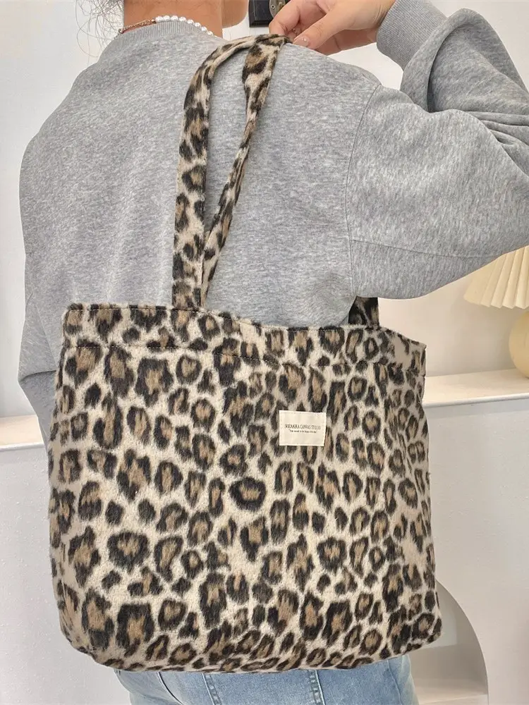 Leopard Print Canvas Shoulder Bag for Women - Image 4