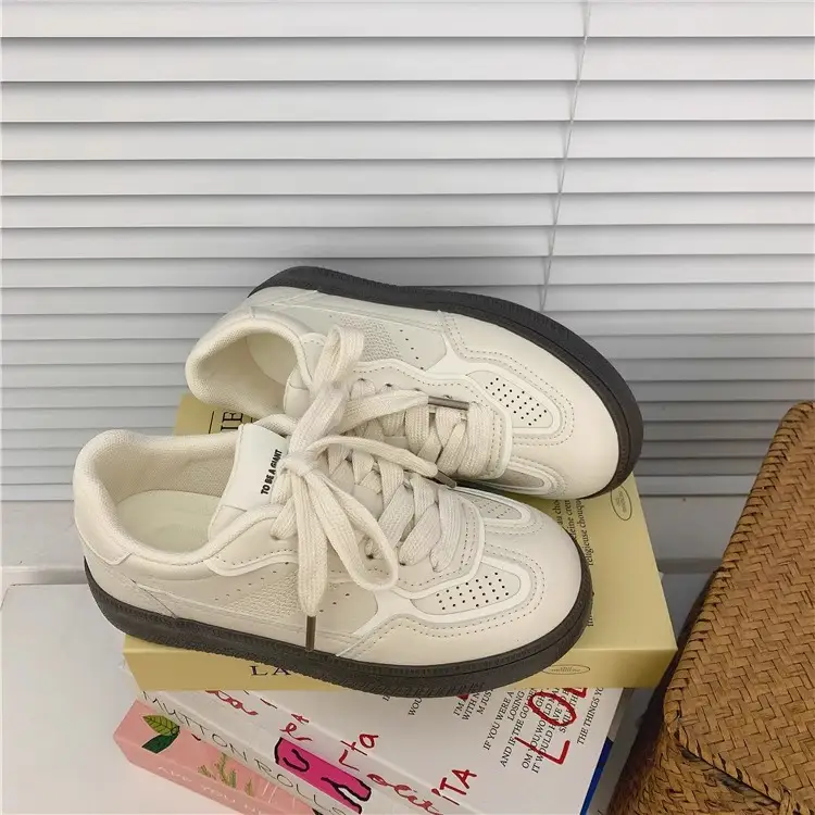 2025 New Autum Retro Moral Training Shoes for Women, Casual, Versatile, Breathable, Lightweight, Niche Sports Korean Style White Shoes - Image 5