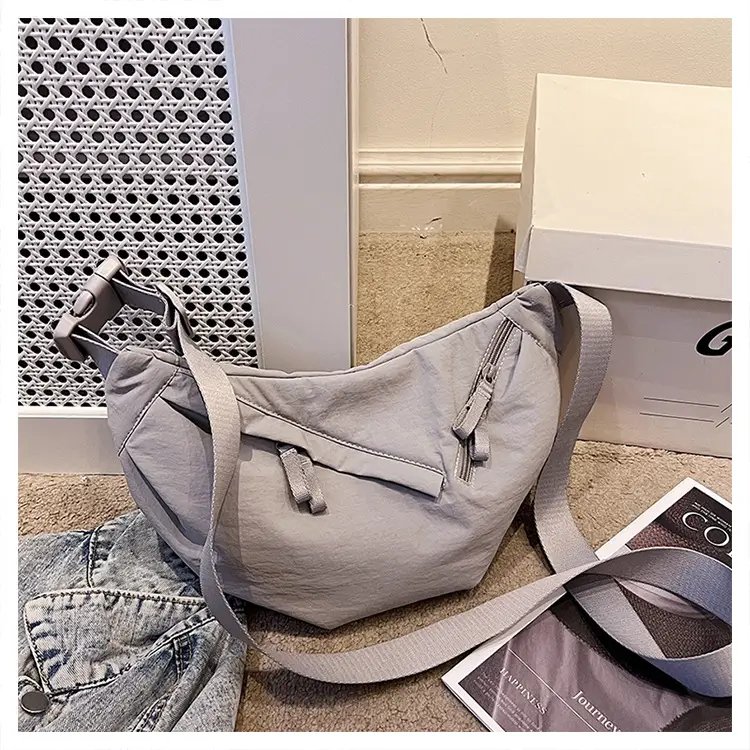Japanese Style Crossbody Dumpling Bag Men's 2024 New Large Capacity Fitness Neutral Workwear Street Shoulder Crossbody Dumpling Bag — feature 31