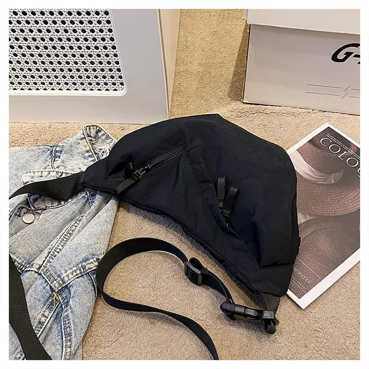 Japanese Style Crossbody Dumpling Bag Men's 2024 New Large Capacity Fitness Neutral Workwear Street Shoulder Crossbody Dumpling Bag — feature 32