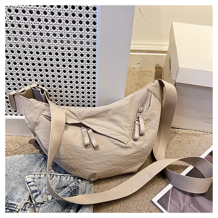 Japanese Style Crossbody Dumpling Bag Men's 2024 New Large Capacity Fitness Neutral Workwear Street Shoulder Crossbody Dumpling Bag — feature 33