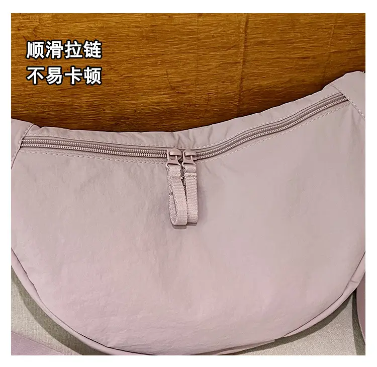 Japanese Style Crossbody Dumpling Bag Men's 2024 New Large Capacity Fitness Neutral Workwear Street Shoulder Crossbody Dumpling Bag — feature 6