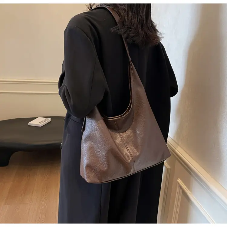 Retro Winter Shoulder Tote with Underarm Bag Set — feature 12