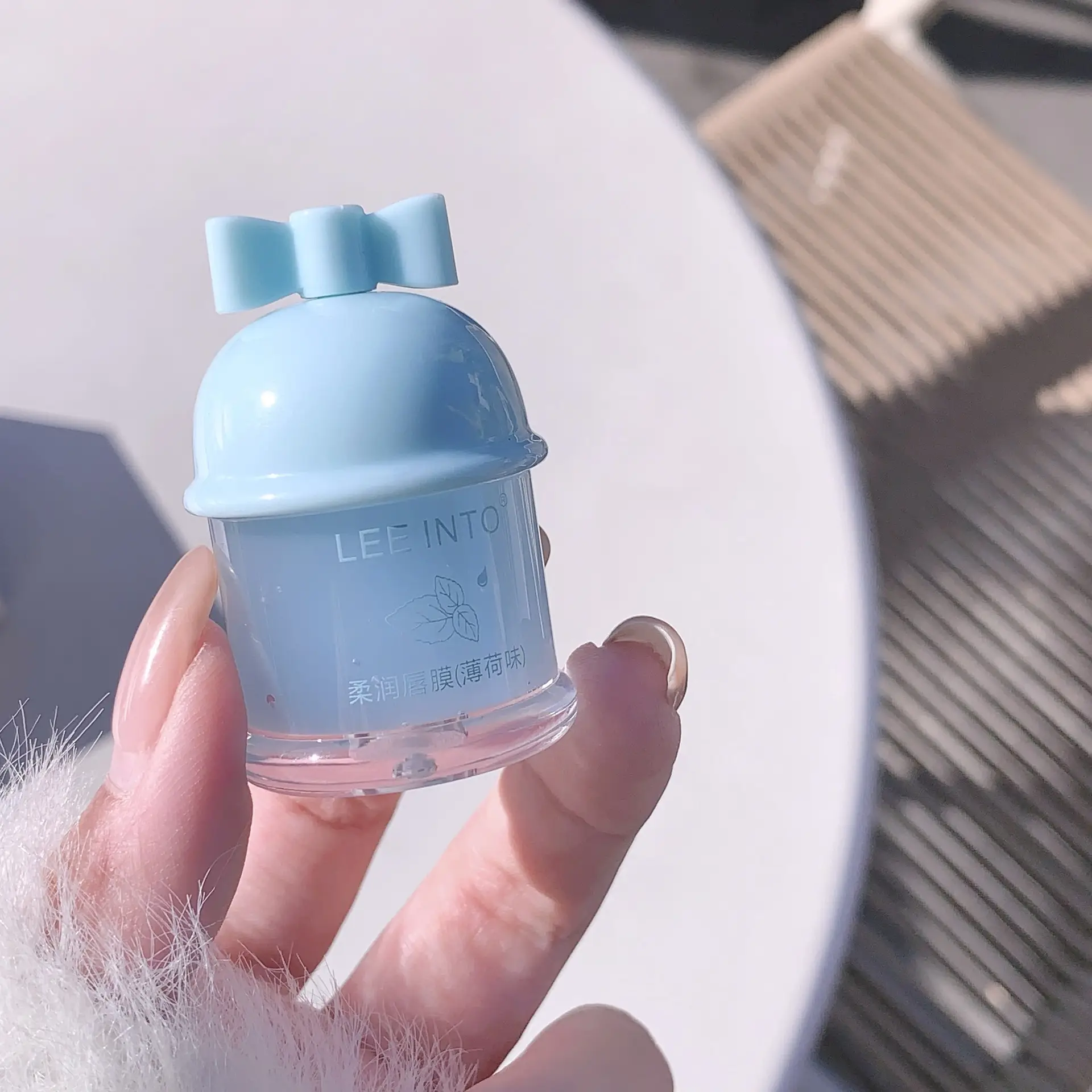 LEEINTO Frozen Lip Moisturizer Pink & Blue - Image 2