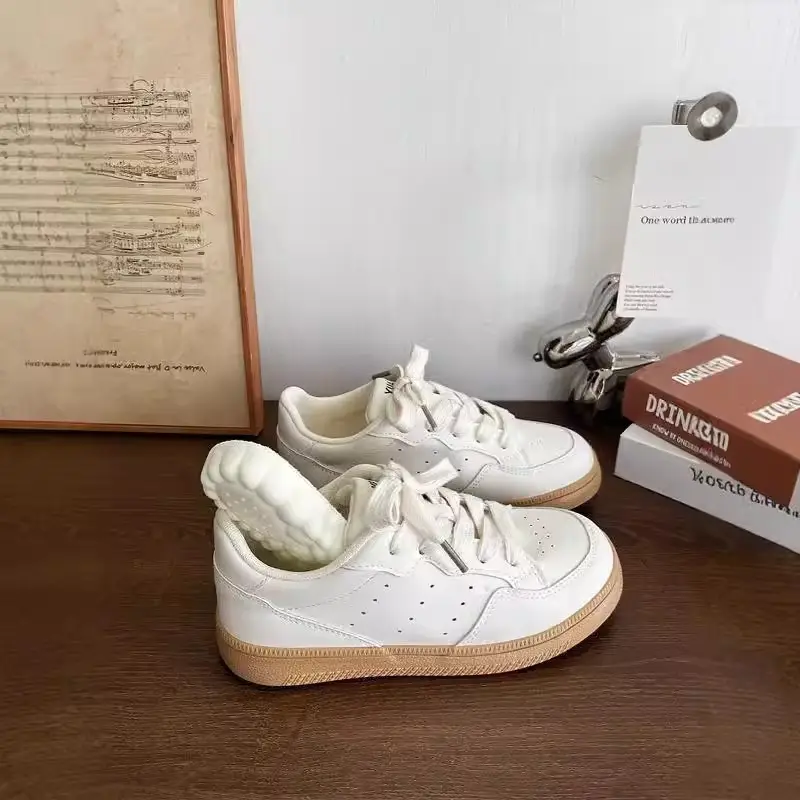Factory Direct Sales 2025 Winter New High-Looking Sports and Leisure White Shoes Lace-Up Versatile Comfortable Breathable Sneakers - Image 4