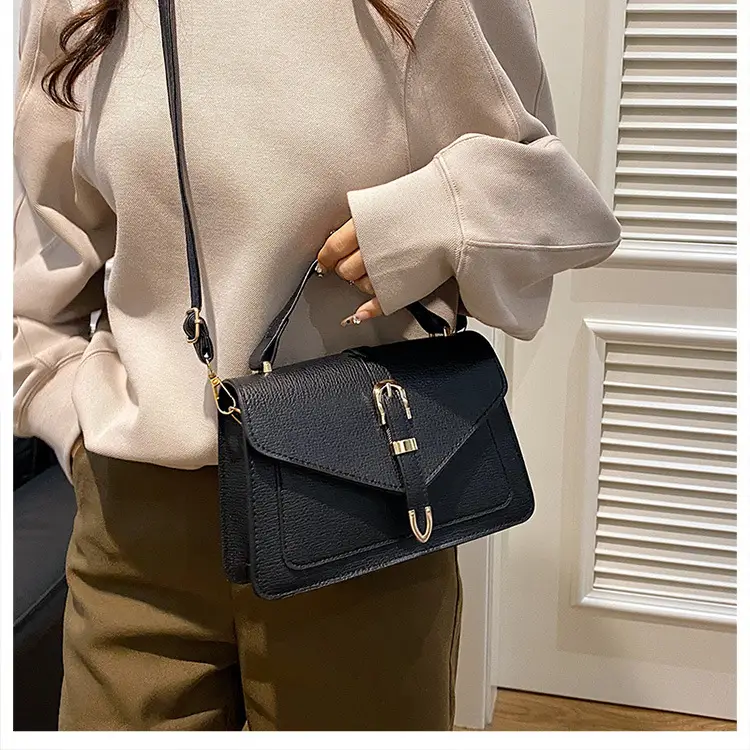 Women's 2024 Winter Messenger Bag Beige Square Shoulder — feature 8