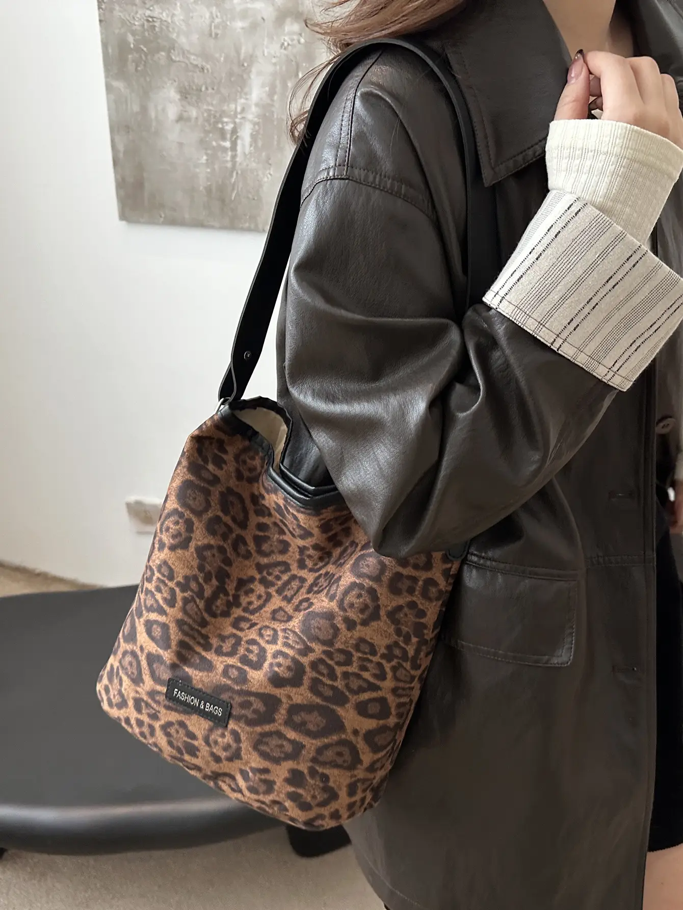 Deerskin Leopard Print Large Bag Women 2024 - Image 4