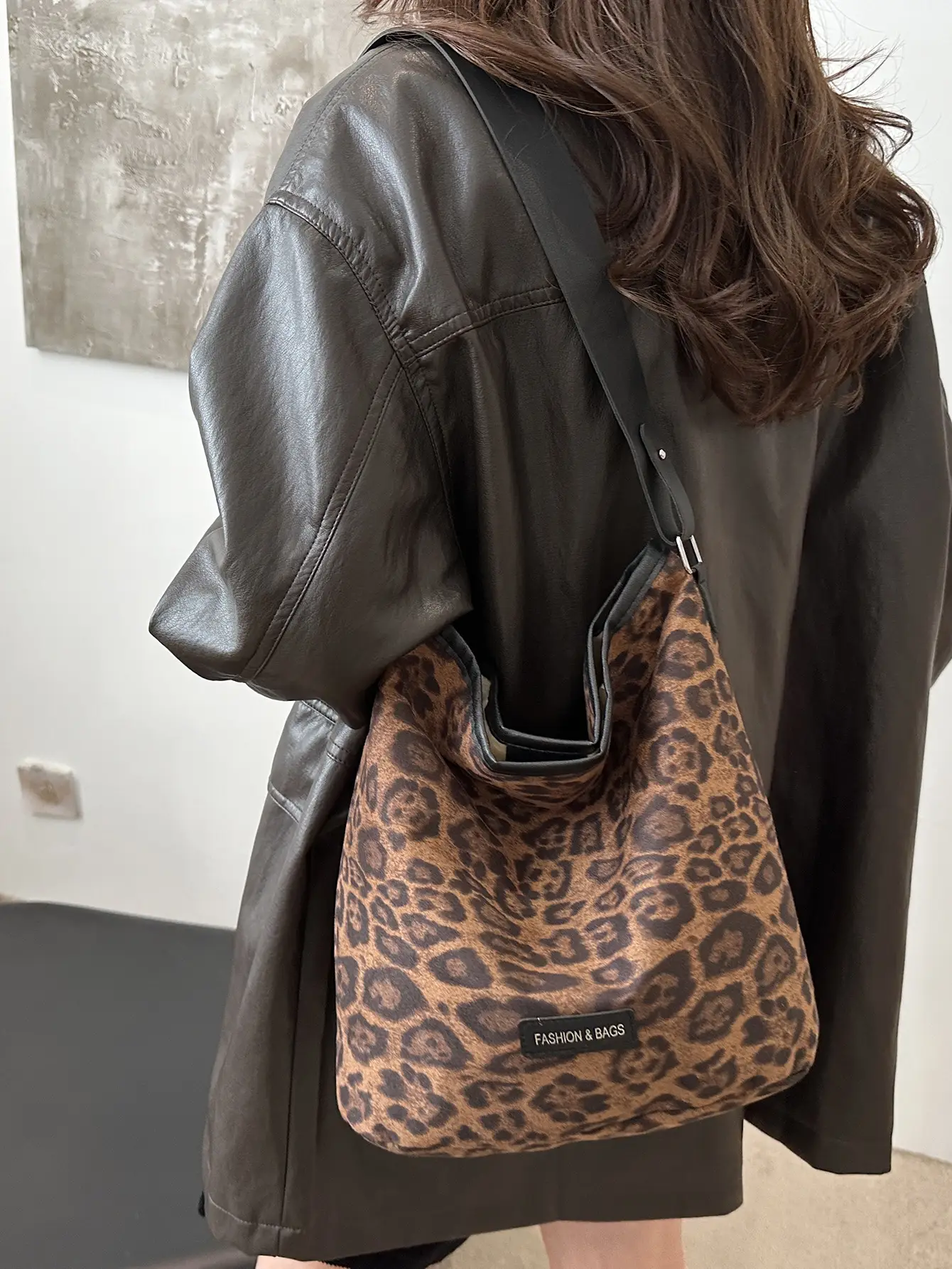 Deerskin Leopard Print Large Bag Women 2024 - Image 5