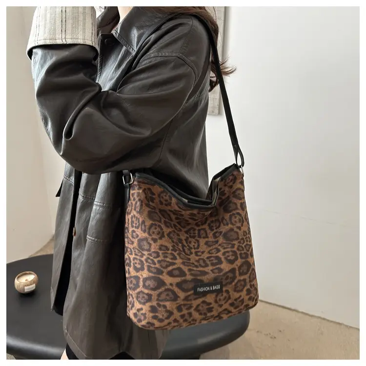 Deerskin Leopard Print Large Bag Women 2024 — feature 12