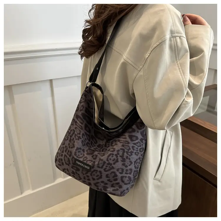 Deerskin Leopard Print Large Bag Women 2024 — feature 14