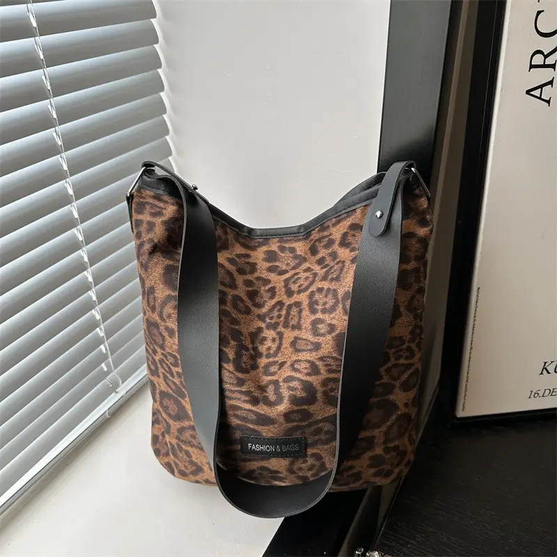 Deerskin Leopard Print Large Bag Women 2024 - Image 2