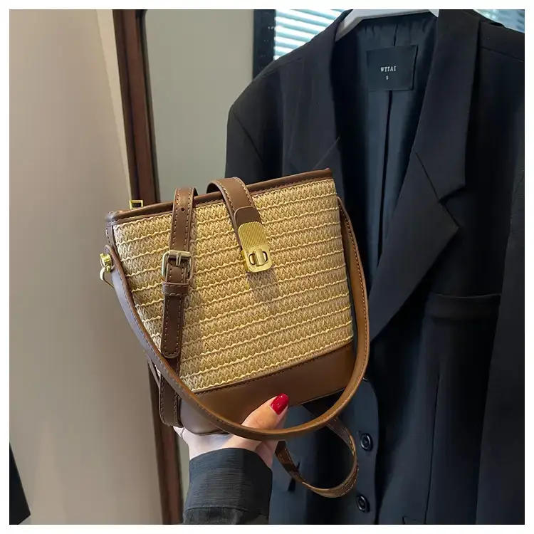 Women Straw Woven Shoulder Bag Brown Leather Strap — feature 29