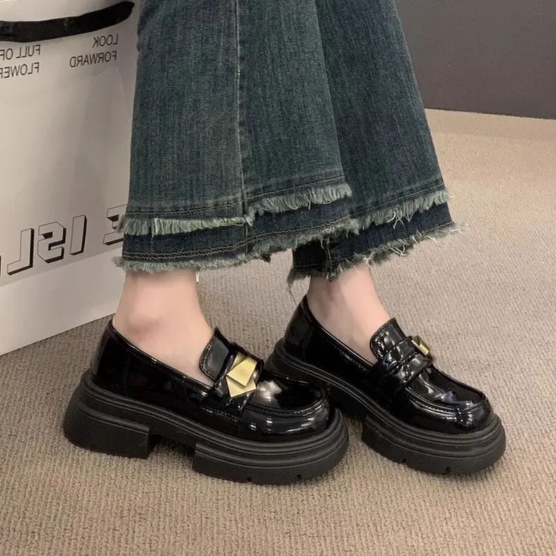 Black Thick-Soled British Style Small Leather Shoes for Women 2025 Spring New Retro Versatile One-Leg Loafers Mary Jane