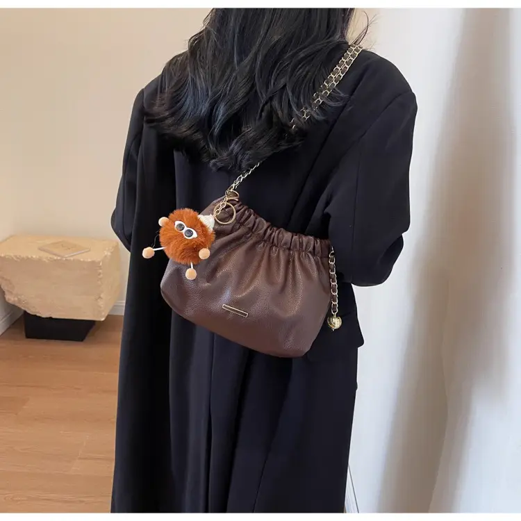 Women's Chain Shoulder Bag with Cute Bear Earring — feature 15