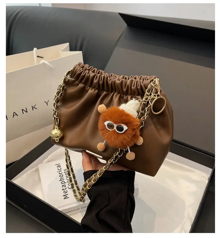 Women's Chain Shoulder Bag with Cute Bear Earring — feature 2