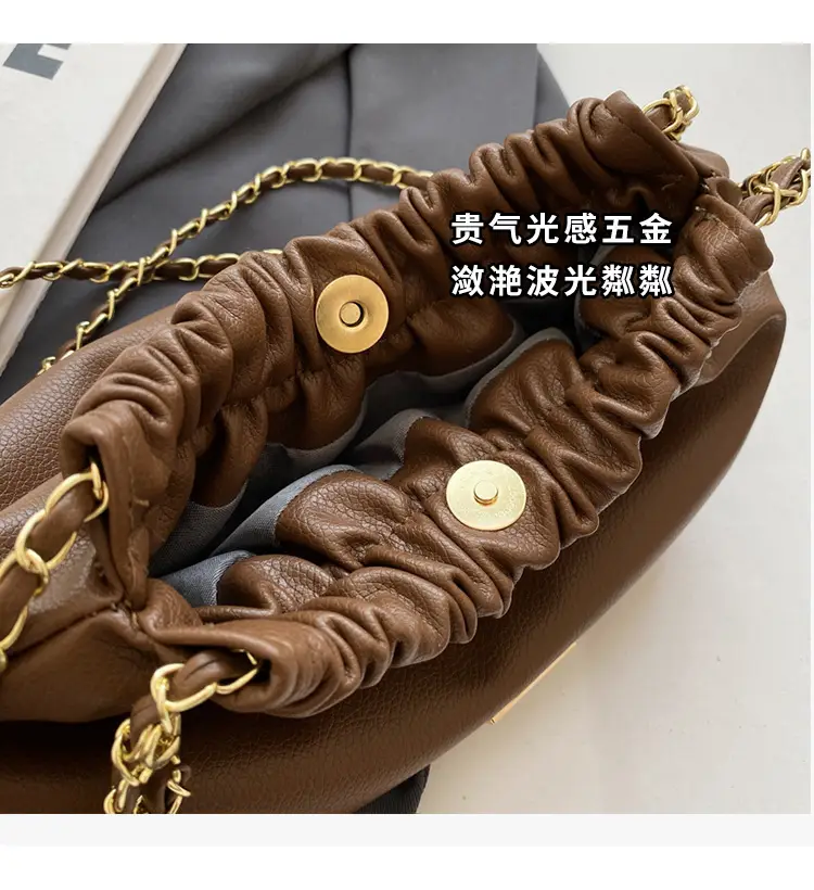 Women's Chain Shoulder Bag with Cute Bear Earring — feature 5
