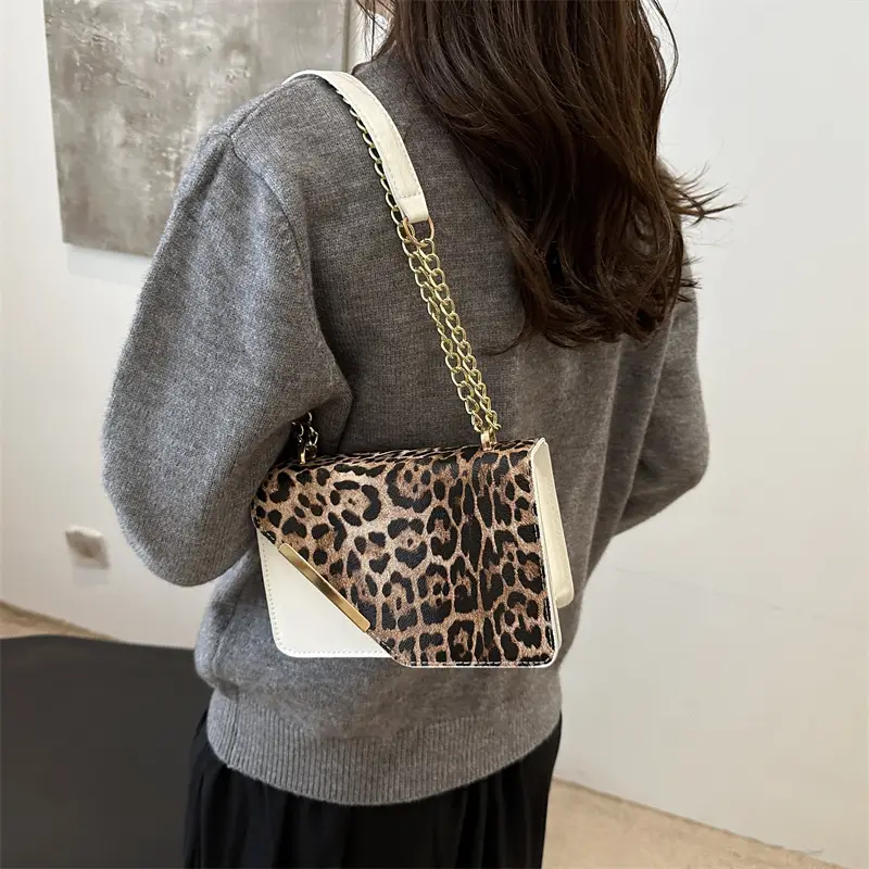 Women Leopard Print Crossbody Bag with Chain Strap