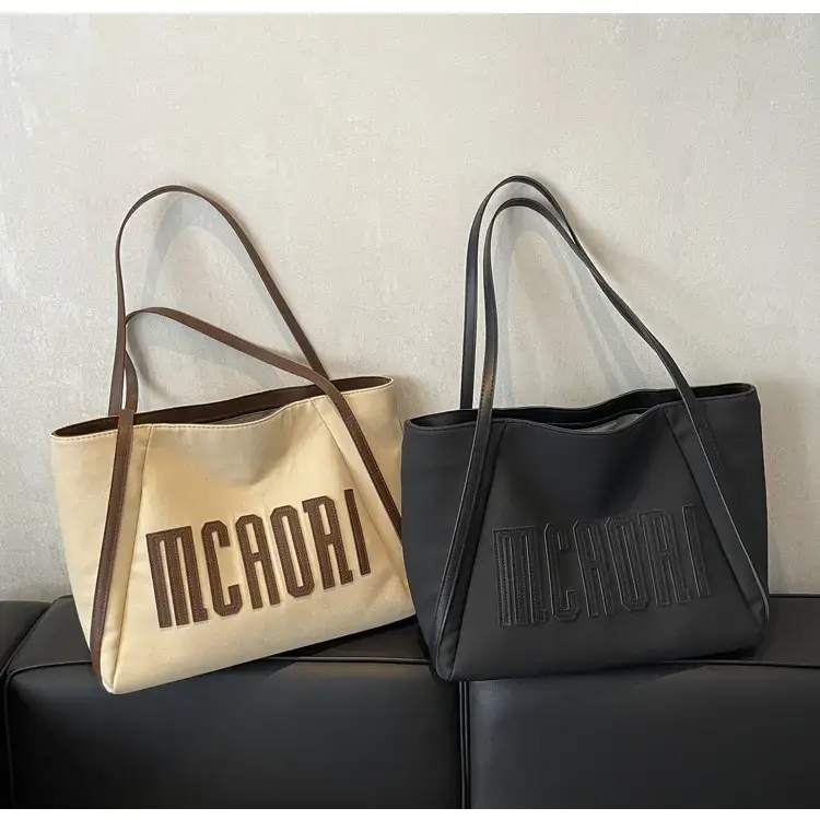 Large Capacity Vintage Black Shoulder Bag for Women — feature 16
