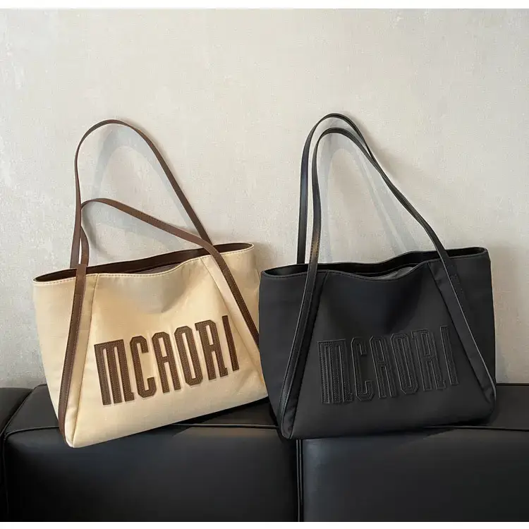 Large Capacity Vintage Black Shoulder Bag for Women — feature 22