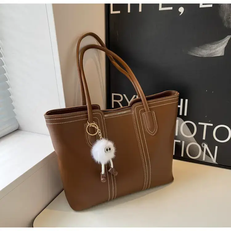 Women's Tan Leather Commuter Shoulder Bag 2024 New Style — feature 25