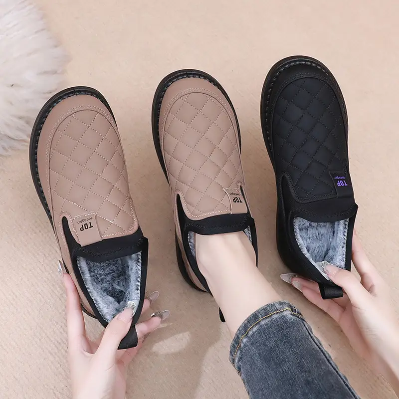 Women's Cotton Boots 2025 Winter New Style Old Beijing Cotton Shoes Wholesale Fleece-Lined Waterproof Cold-Proof Shoes for Middle-Aged and Elderly Mothers