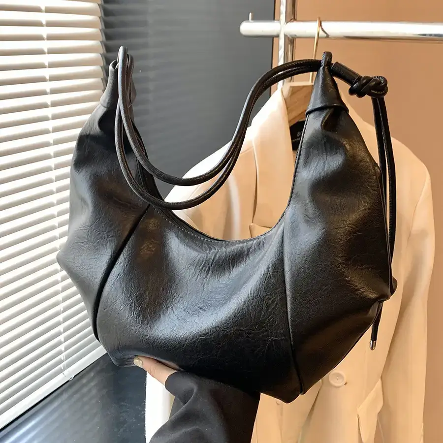Vintage Brown Leather Shoulder Bag for Women - Image 5