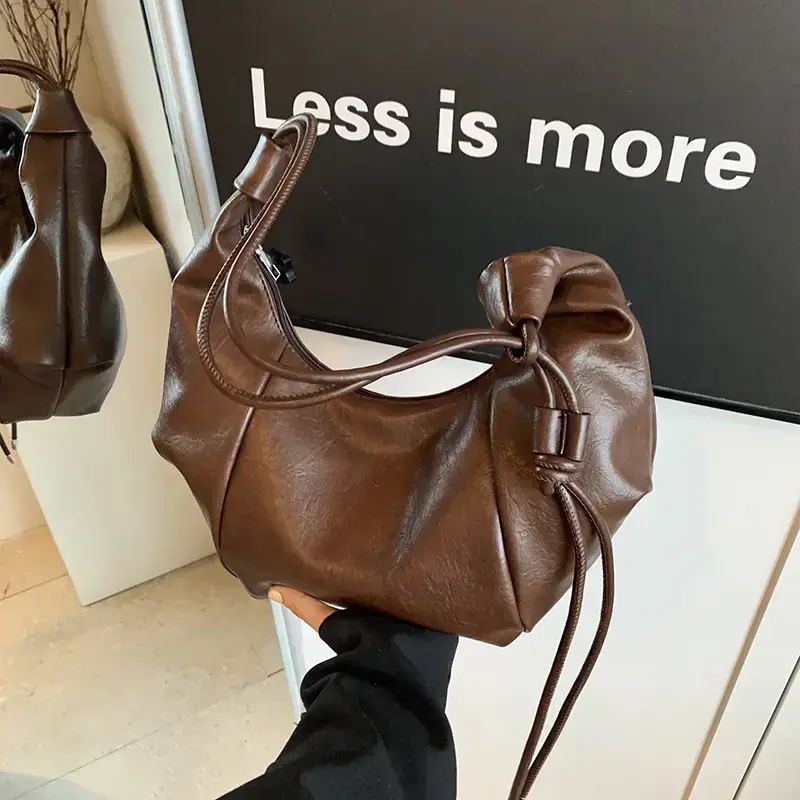 Vintage Brown Leather Shoulder Bag for Women - Image 7