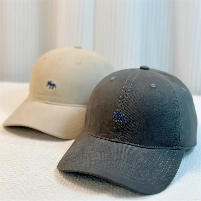 Korean Style Fox Embroidered Baseball Cap for Men Women