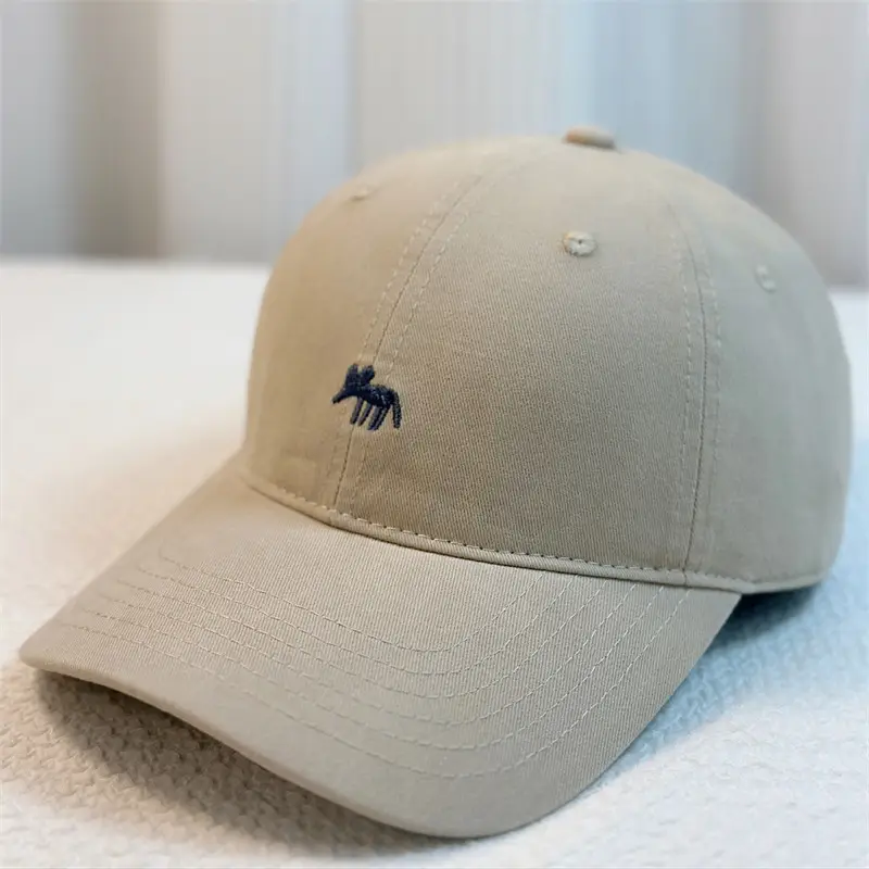 Korean Style Fox Embroidered Baseball Cap for Men Women