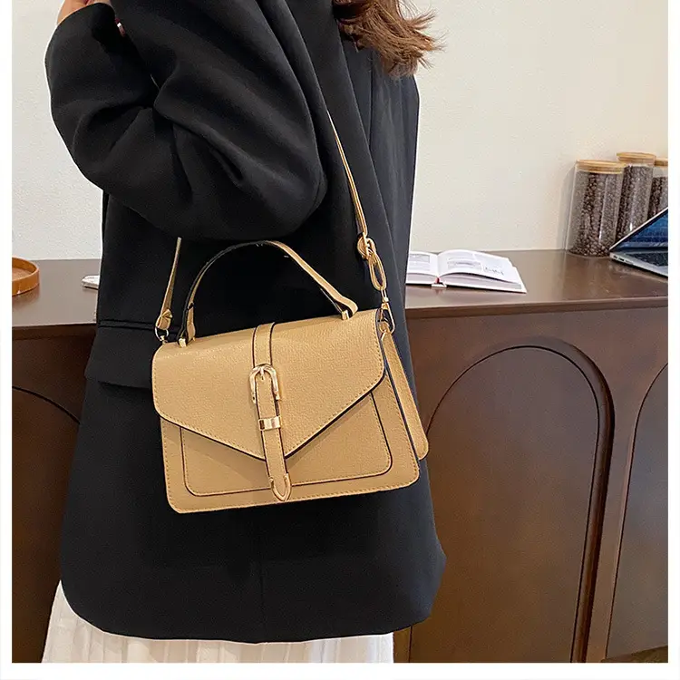 Black Vintage Women's Shoulder Bag 2024 — feature 19