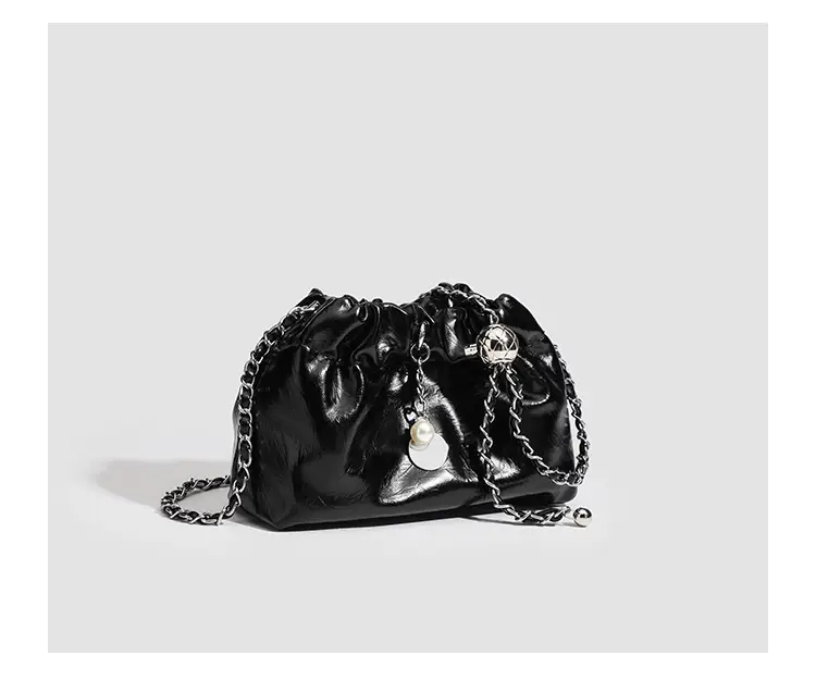 2026 Silver Pleated Cloud Bag with Chain Crossbody — feature 26