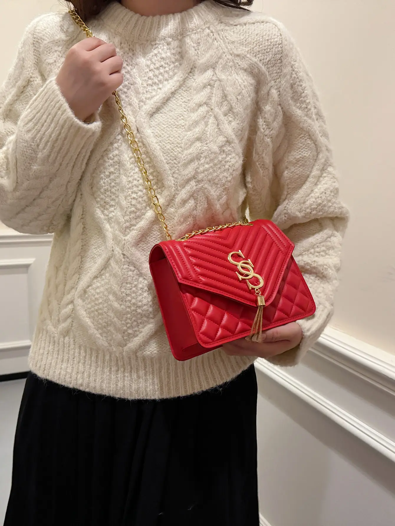 Korean Style White Chain Crossbody Bag for Women - Image 3
