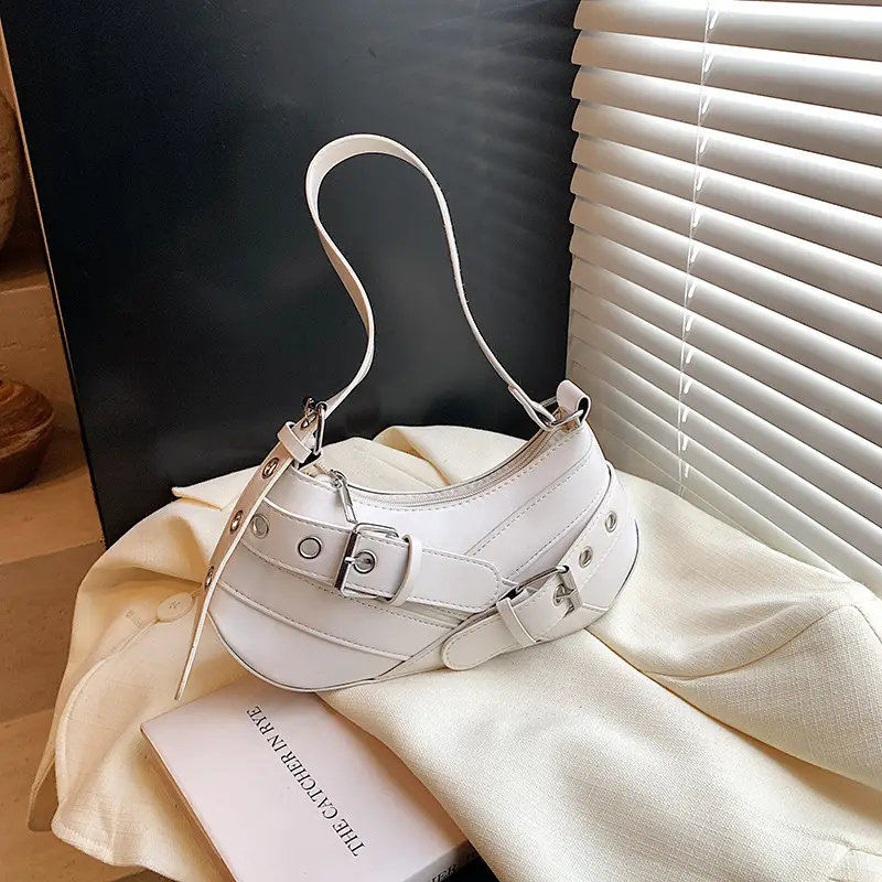 Vintage Silver Metallic Shoulder Bag for Women 2024 - Image 7