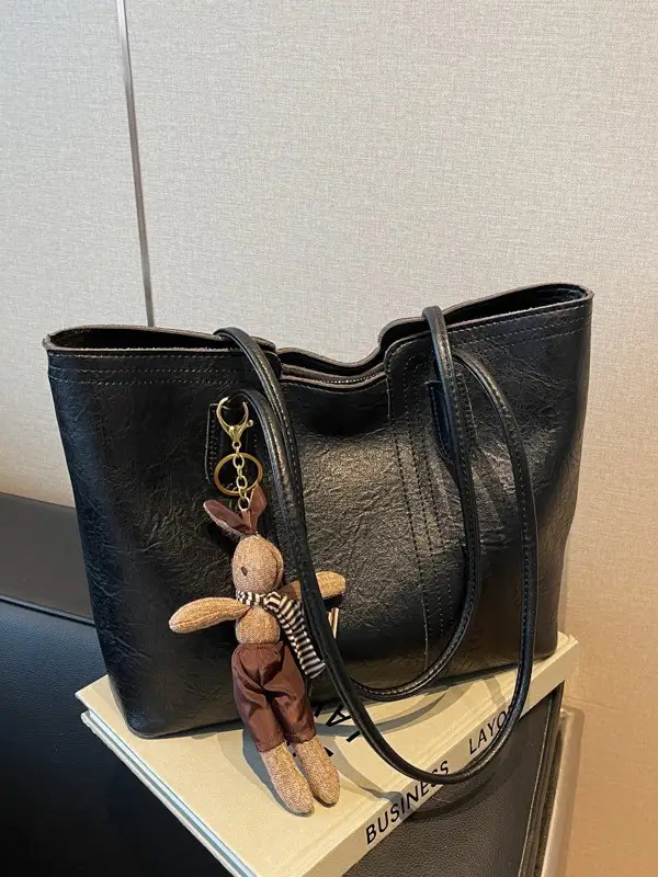 Women's Beige Leather Shoulder Bag with Bow Decor - Image 10
