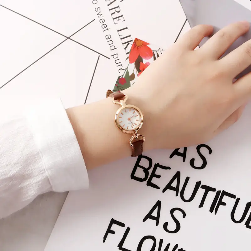 Women's Korean Style Round Watch Small Fashionable