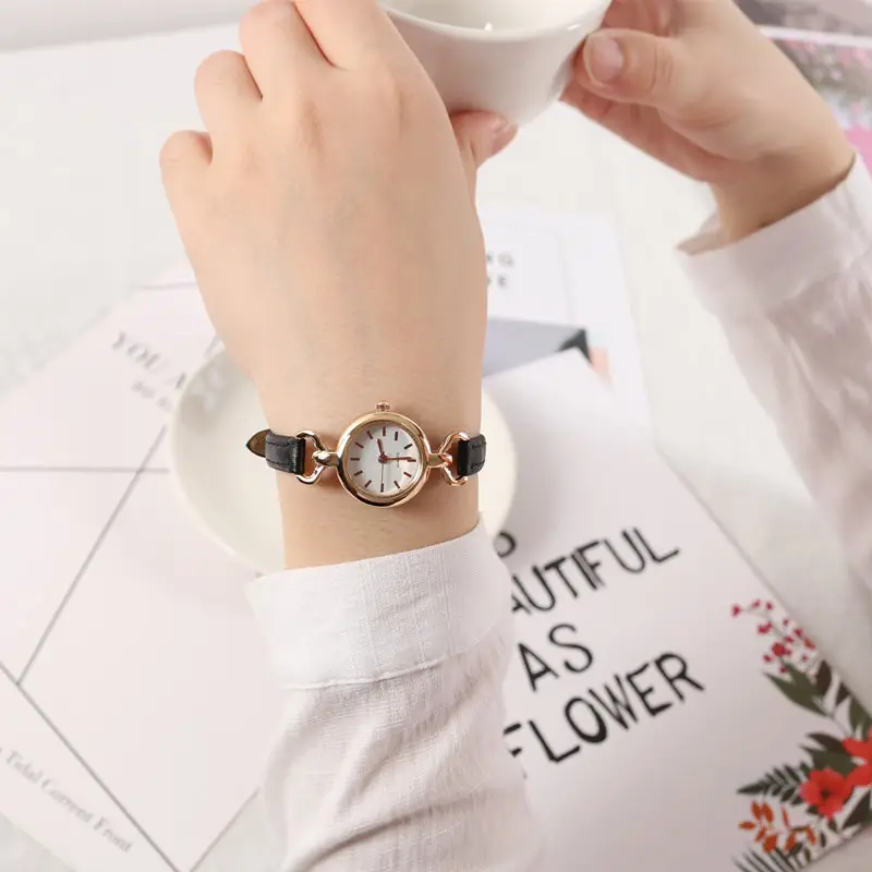 Women's Korean Style Round Watch Small Fashionable