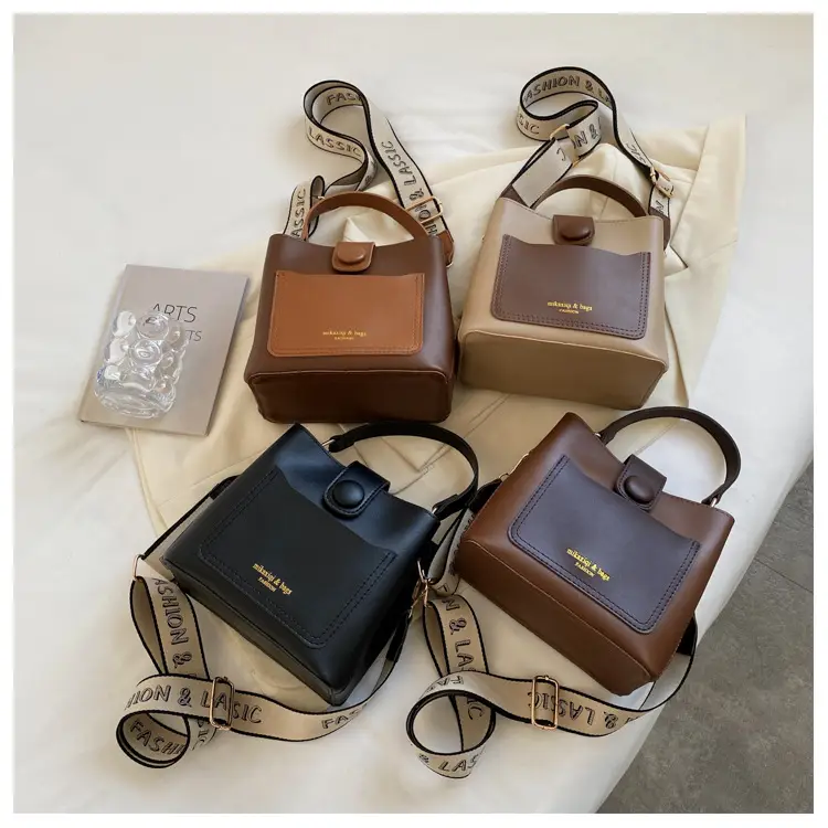 Black Vintage Bucket Bag for Women 2024 New Arrival — feature 1