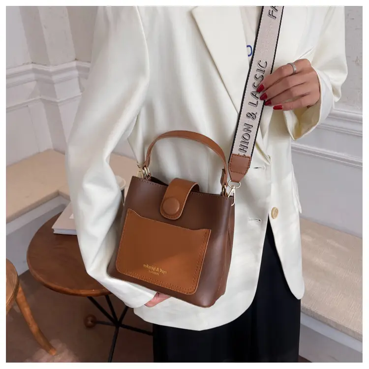 Black Vintage Bucket Bag for Women 2024 New Arrival — feature 16